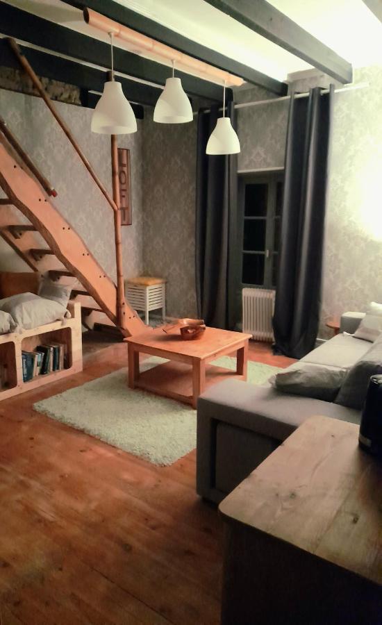 Les Roches Chambre D'Hotes Servant Exterior photo